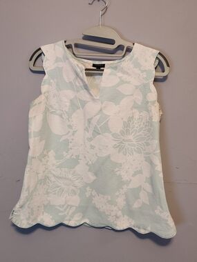 Talbots Light Aqua and White Floral Sleeveless V-Notch Top